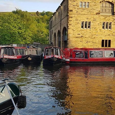 Bowie'S Abode Sowerby Bridge Kültér fotó