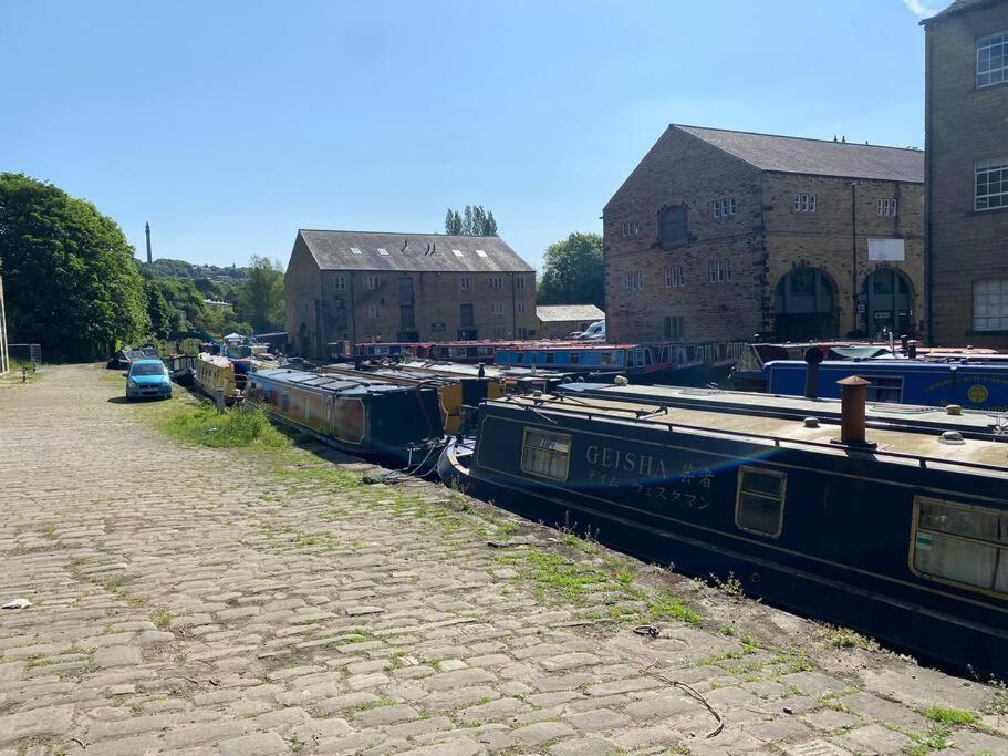 Bowie'S Abode Sowerby Bridge Kültér fotó